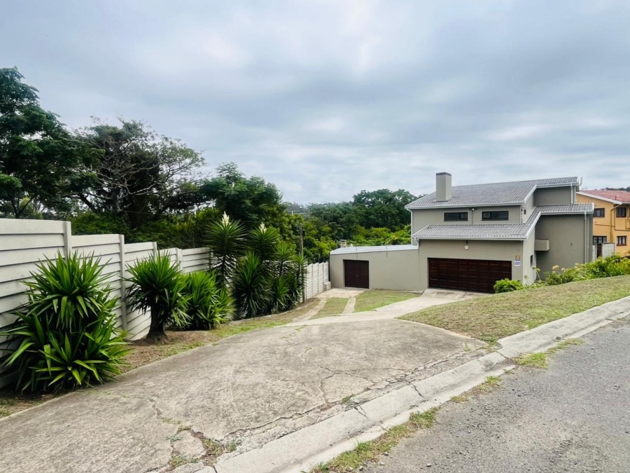 4 Bedroom Property for Sale in Braelyn Eastern Cape